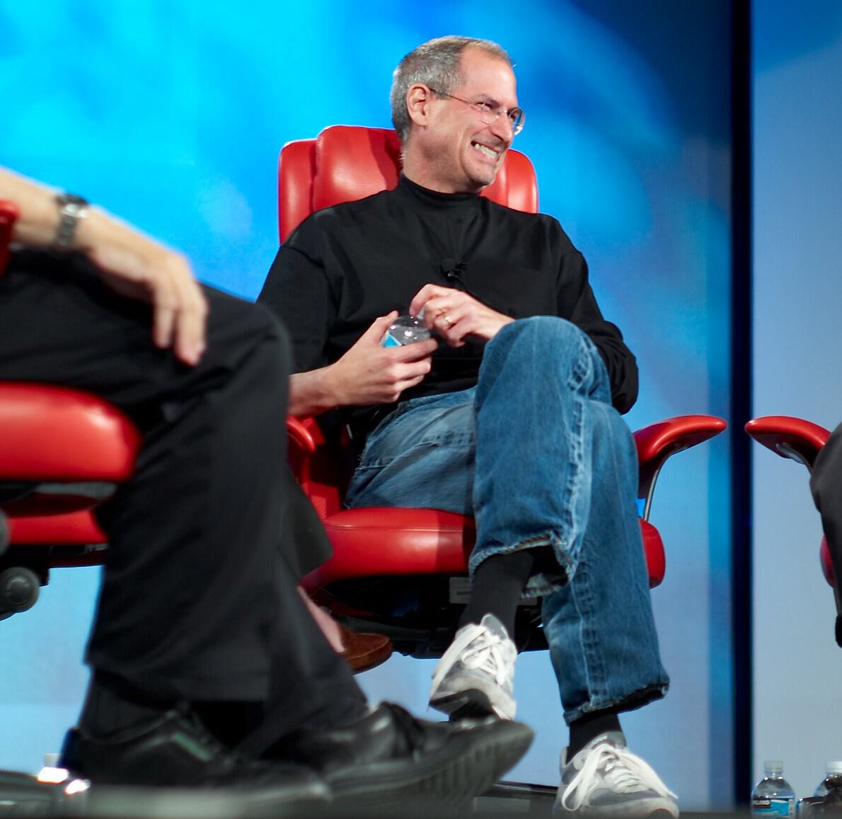 Steve Jobs and Bill Gates von Joi Ito, 2007, CC BY 2.0 / Cropped from original
